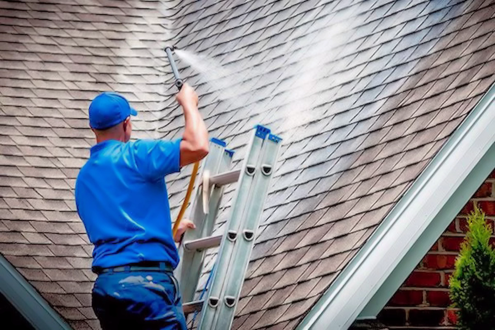 Roof cleaning Kansas City